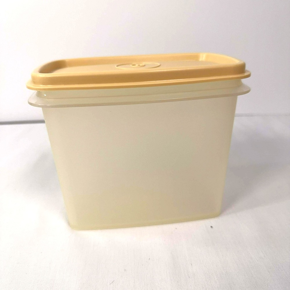 Vintage Tupperware Shelf Saver Container #1243-4 #1244-2 Almond Tan Lid